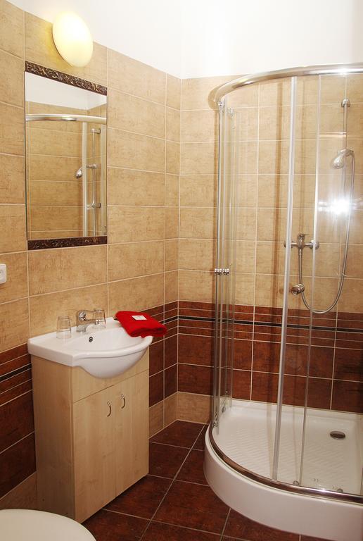 Saraya Wellness & Penzion Teplice Ngoại thất bức ảnh